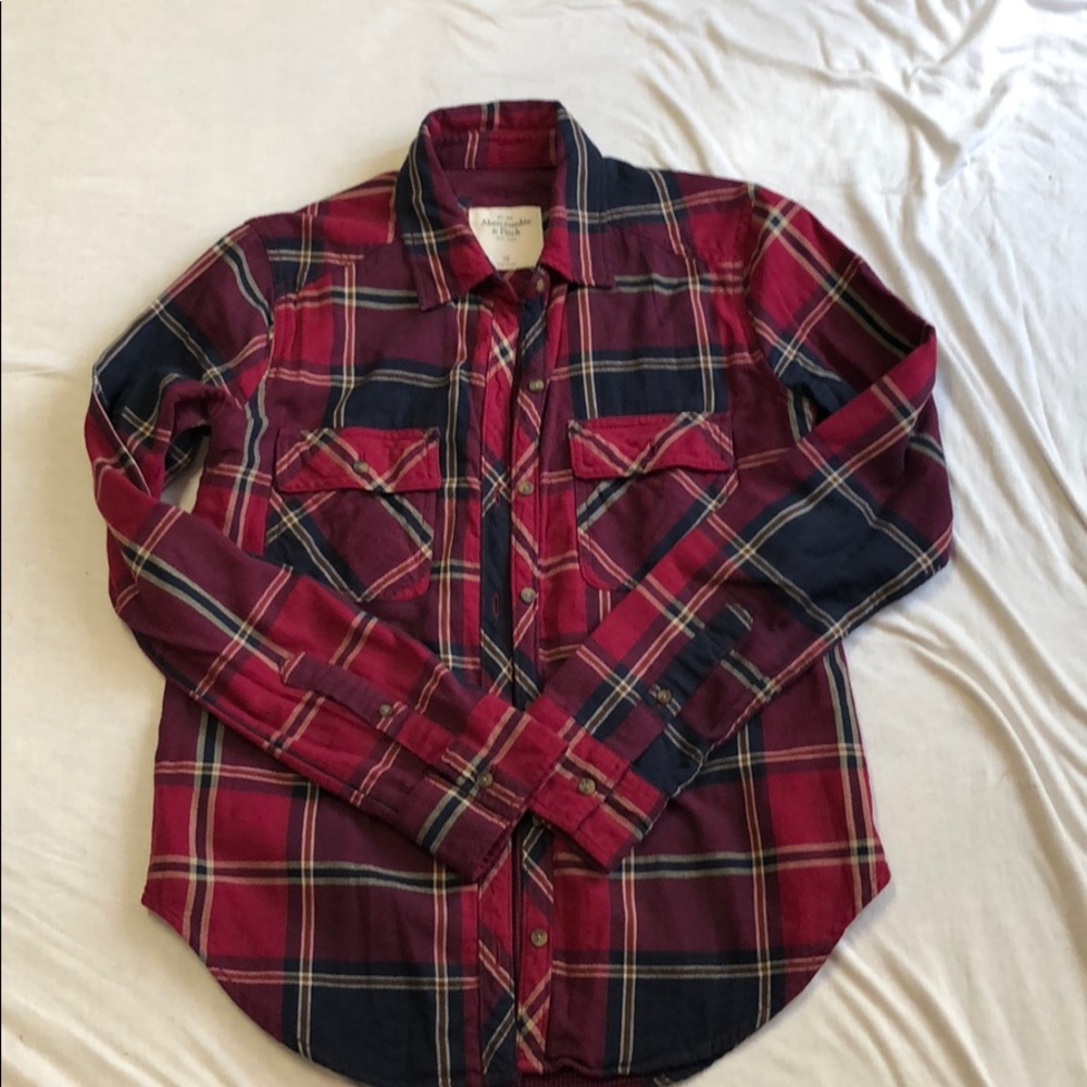 Abercrombie & Fitch plaid red button down shirt